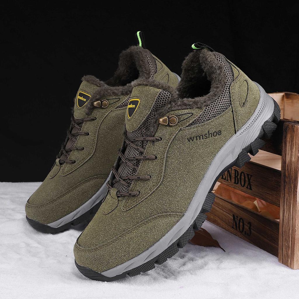 Fashion Hiking Shoes Men Outdoor Low-top Hiking Boots Leather Men's Trekking Shoes Plush Warm Walking Male Sneakers Big Size 48 49 50