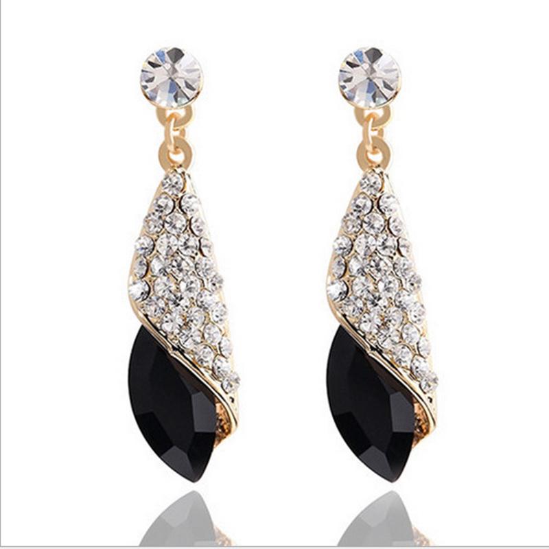 

Кристалл серьги падение драгоценный камень падение мотаться крючок очарование модные бриллиантовые серьги-гвоздики женские ювелирные изделия подарок чёрный