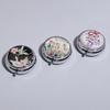 outdoor Metal Round Natural Flowers Pill Boxes Holder 3 Grids Medicine Case Small Portable Case Container Splitters For home
