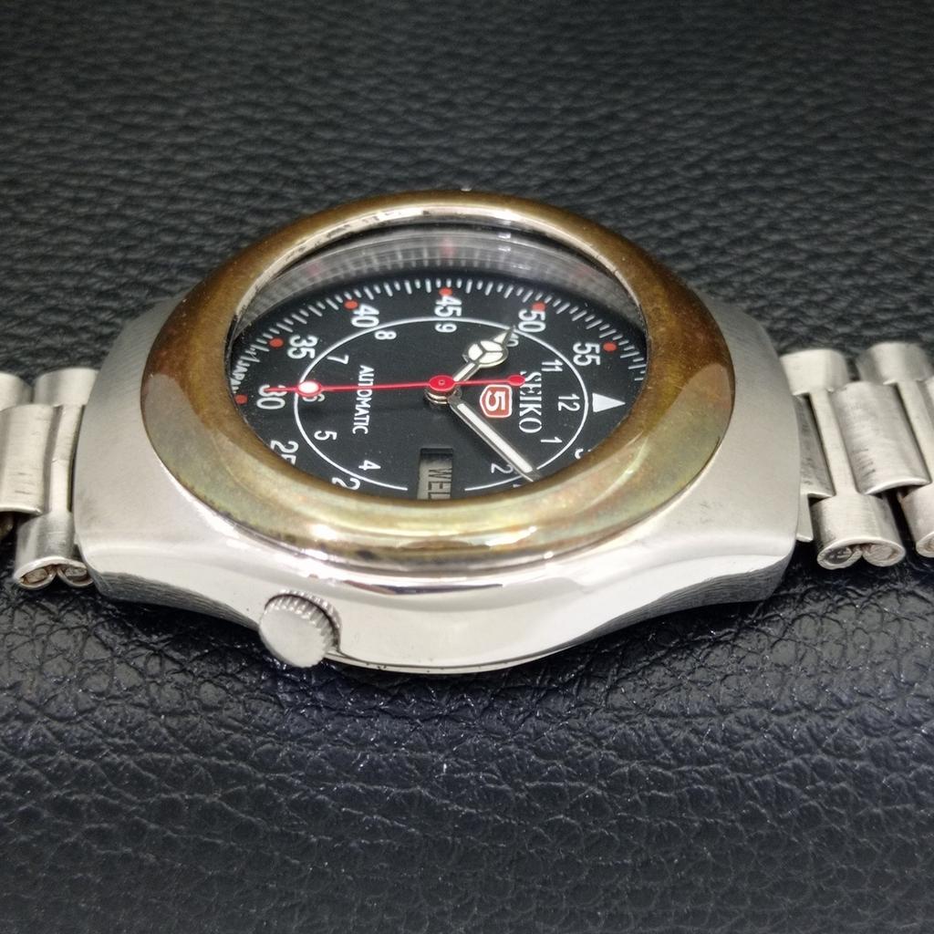GENUINE VINTAGE SEIKO 5 AUTOMATIC JAPAN 7009A MENS BLACK DIAL WATCH A702332-5 R124-a702332