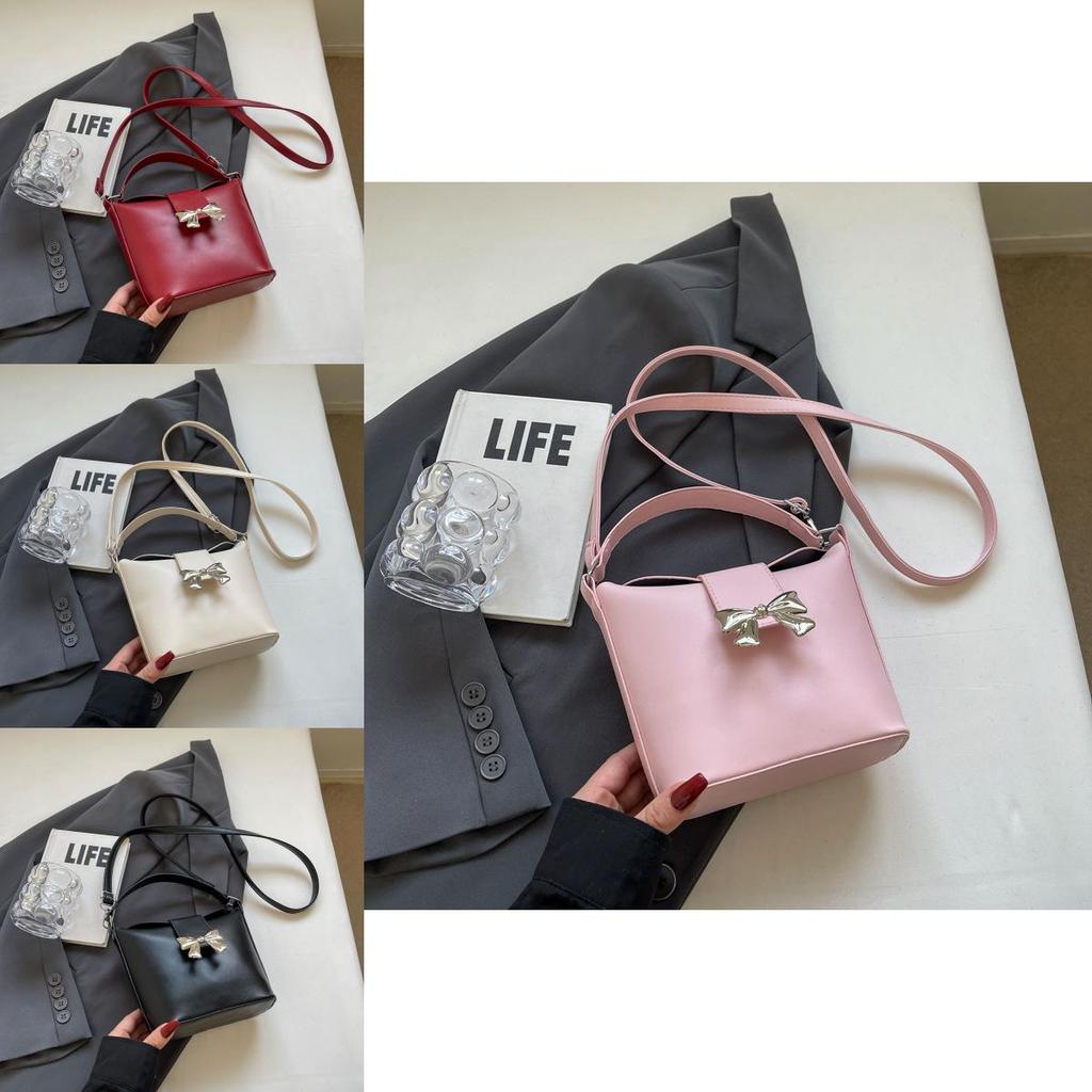 2024 New Casual Armpit Bag Simple Street Fashion Handbag Crossbody Bucket Bag Women French Chic Shoulder Bag Black