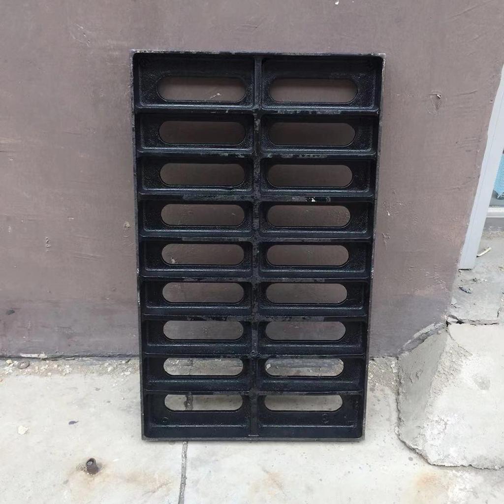 Copertura per Trincea di Drenaggio e Griglia per Fognatura in Ghisa Duttile Heavy Duty, 300x500.