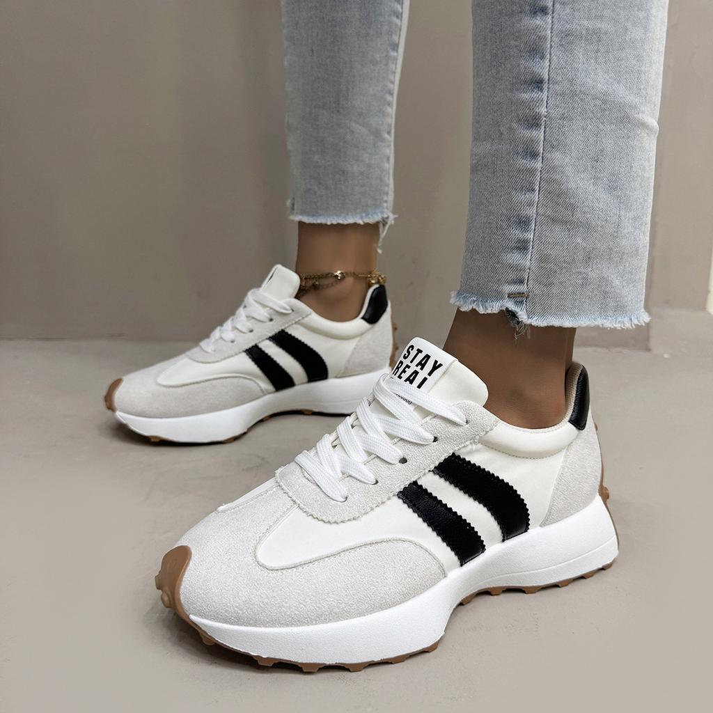 Spring new small waist sports shoes trendy versatile travel shoes thick-soled inner height-increasing shoes light casual Forrest Gump shoes