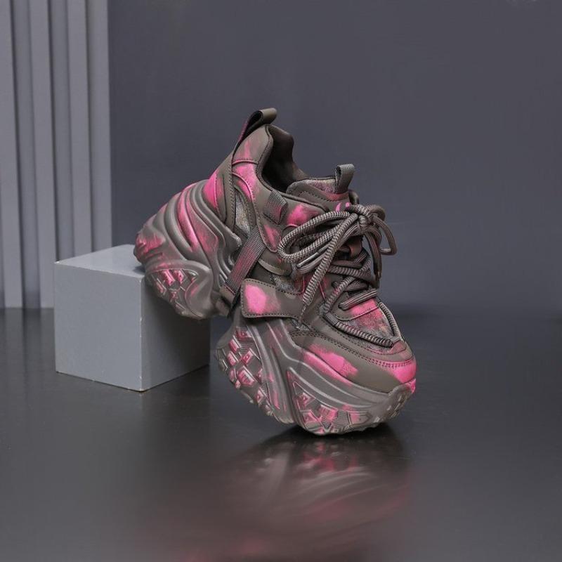Heightening Daddy's Shoes - New Women's Style Breathable Soft-Tread Sports and Leisure Shoes