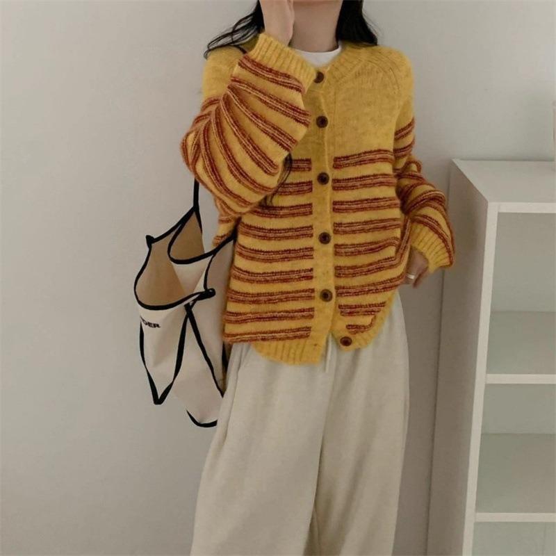 Lazy Wind Retro Striped Crew Neck Sweater Jacket Women's Autumn and Winter New Loose Knitted Cardigan Top Thick