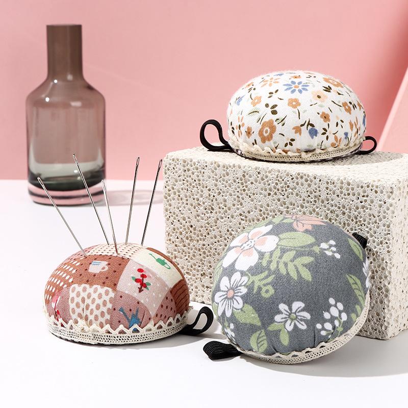 Hand Sewing Tools Sewing Machine Needle Mat Cross Stitch Fabric Tailor Needle Holder Wrist Craft Needle Mat Hand Sewing Tools