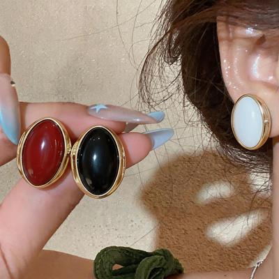 Silver Needle Oval Resin Stud Earrings - Chic Retro Light Luxury Fashion Jewelry