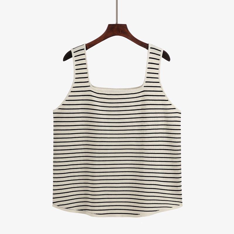 

Plus Size Square Neck Knit Top with Wide Straps - Striped, Loose-Fit Camisole for Belly Concealment L (50-60 kg)