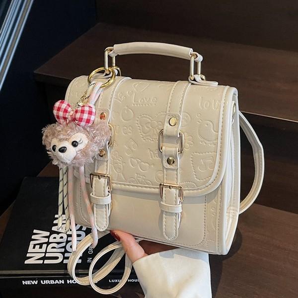 Backpack women's new spring and summer niche design sense retro fashion backpack is still trendy bag