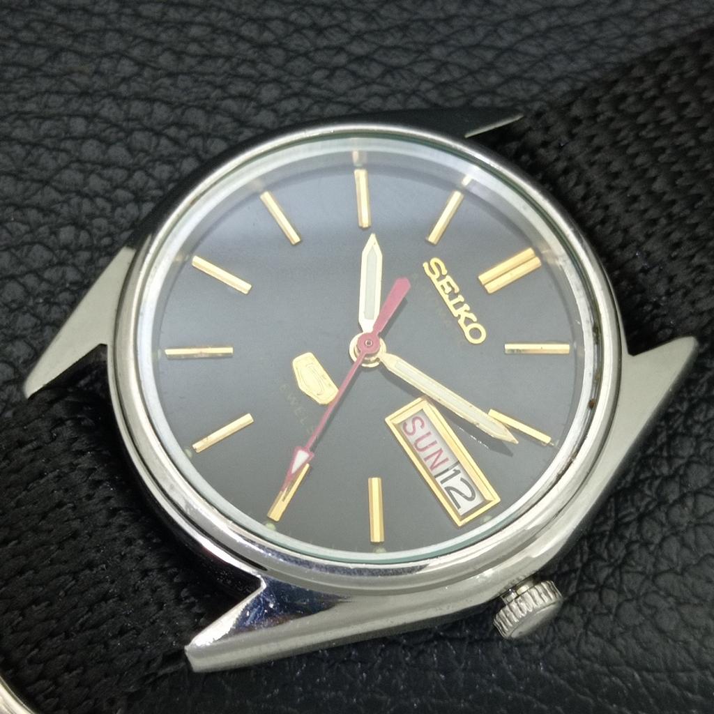 VINTAGE SEIKO 5 AUTOMATIC 6319A JAPAN MENS BLACK COLOR DIAL WATCH A708367-1