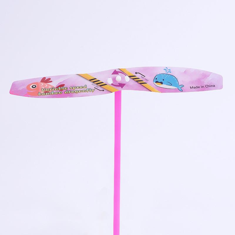 Dinosaurier Insekt Kaninchenmuster Bambuslibelle PVC-Spielzeug mit Flug einstellbar