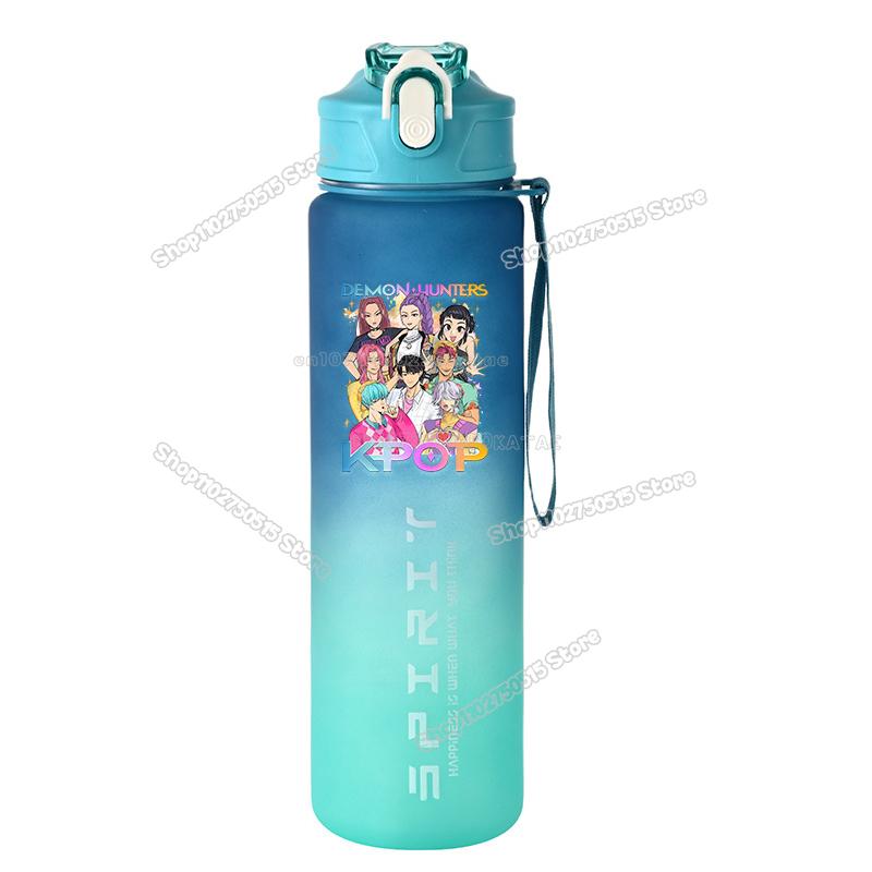 800ML Kpop Lovci Démonů Dětská Láhev na Vodu Mira Zoey Rumi Dívka Sportovní Plastový Hrneček se Slámkou Cestovní Fitness Nepropustná Láhev na Pití