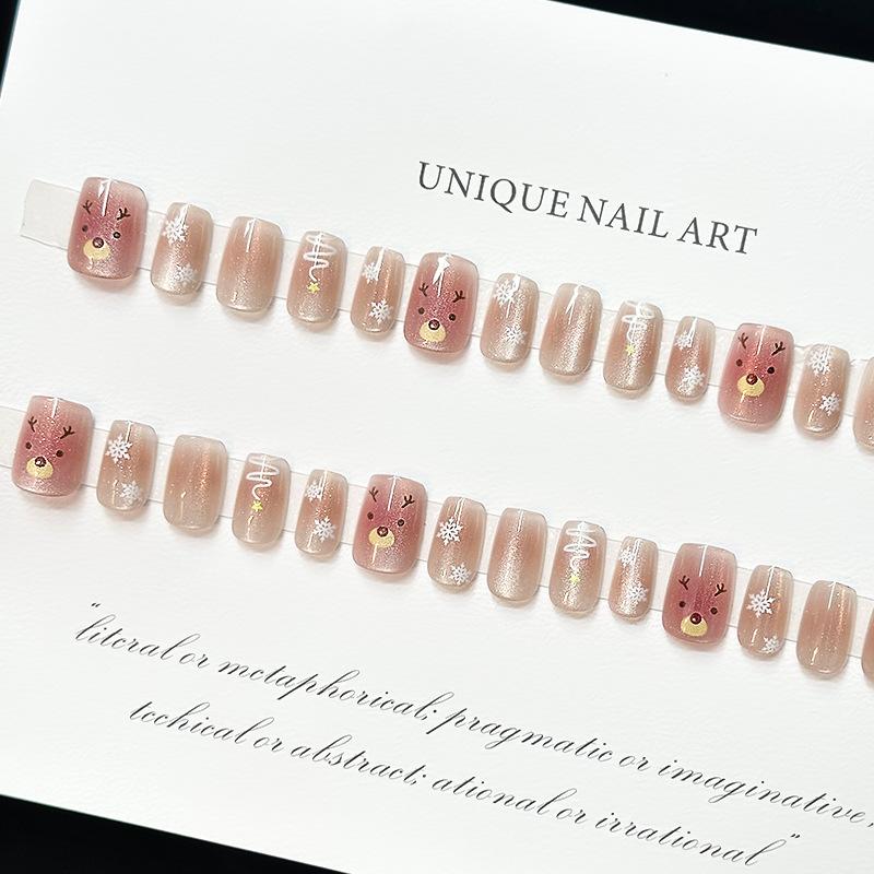 Fashionable Wearable and Detachable Nail Art Products