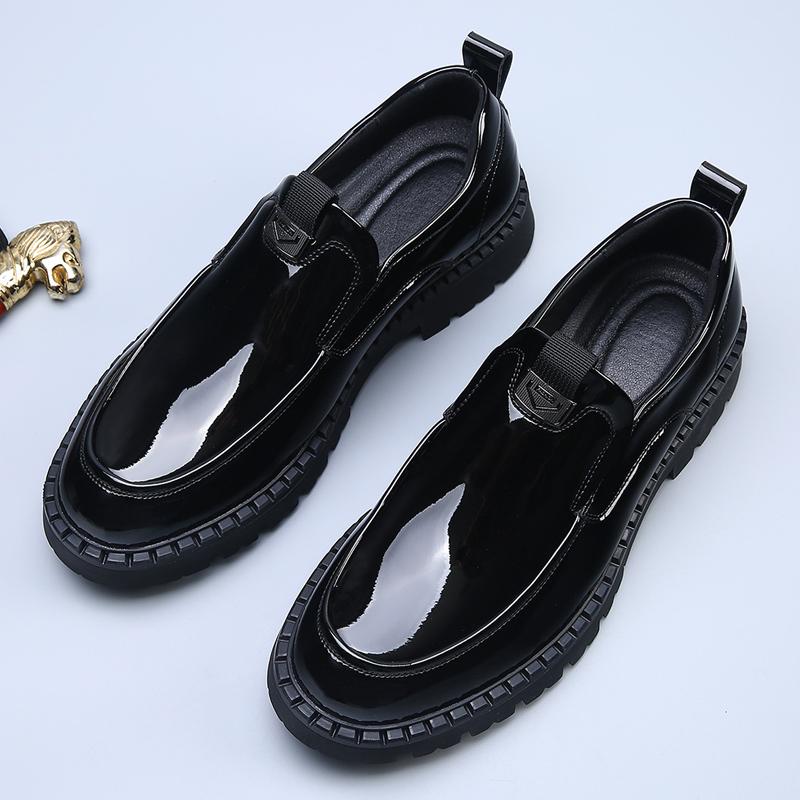 Fashion New men's leather shoes Minimalist casual style Office or business work Adult hot selling suit shoes Thick soled Black Versatile