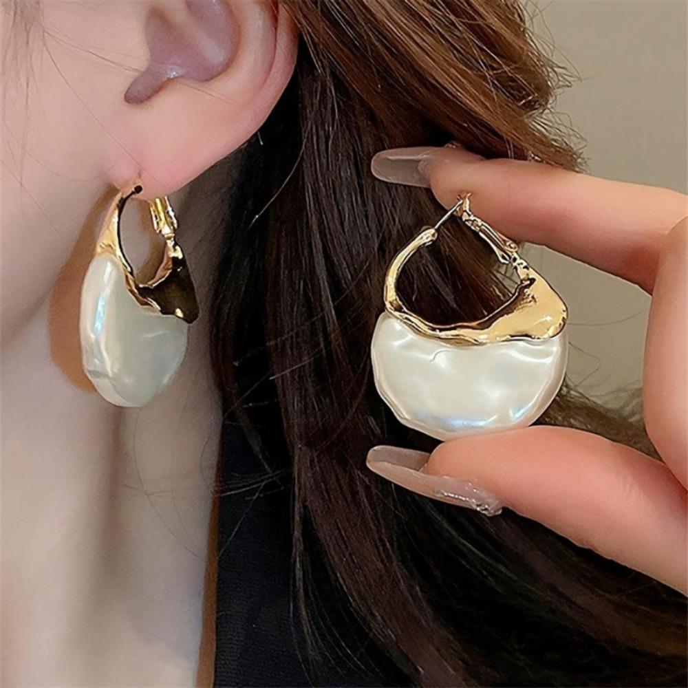 Irregular Shape Retro Faux Pearl Earrings Light Luxury Earrings For Women Wedding Gifts