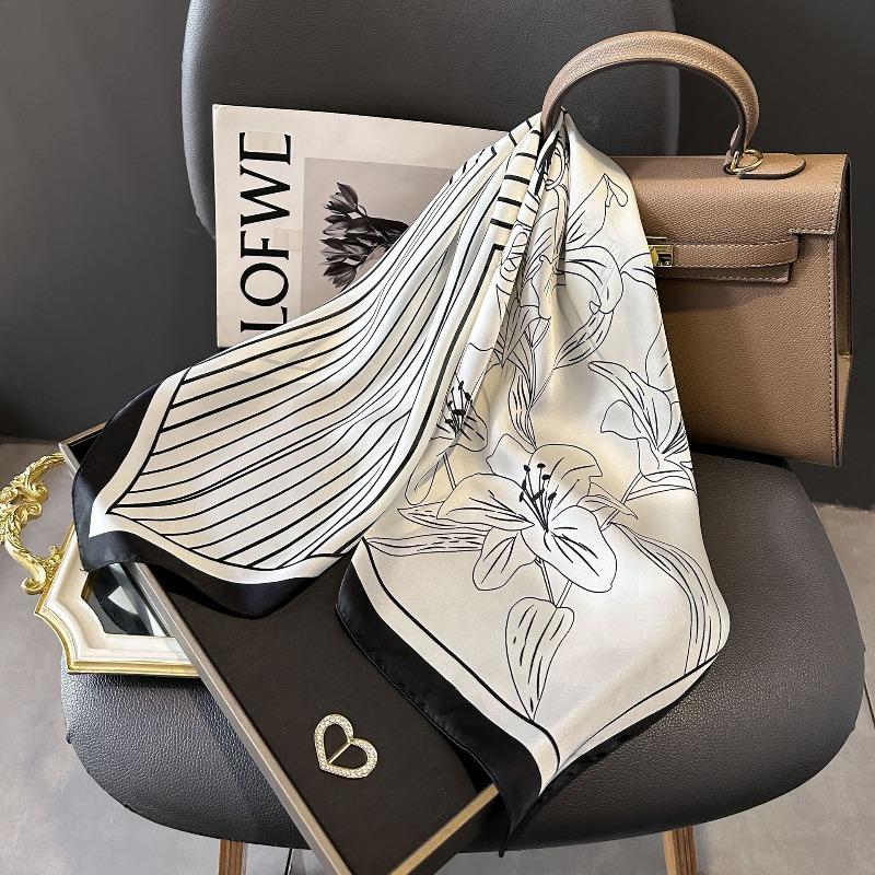 Spring and summer new simulated silk scarf women's versatile high-end sense 70 square scarf fashion printing professional small scarf