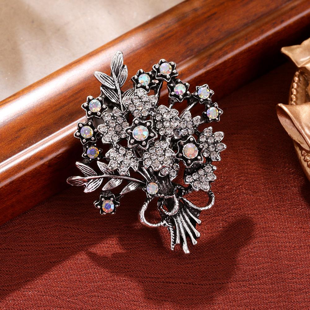 New fashion atmosphere fortune tree brooch high sense diamond-encrusted women's corsage coat pin accessories