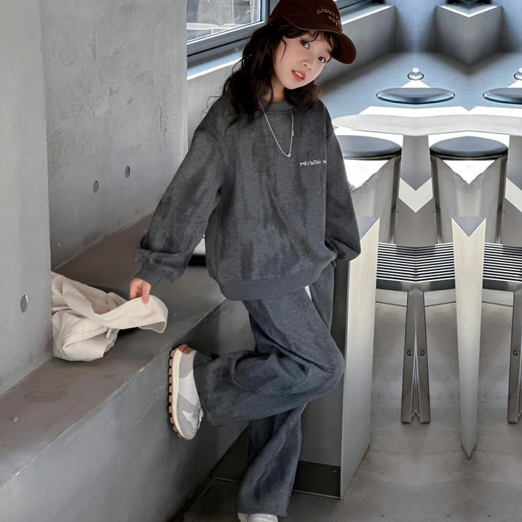 

Комплект из двух предметов: осенняя толстовка для девочек 2025 года для подростков 150 cm