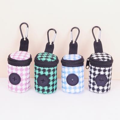 Distributeur de sacs à déjections canines en cuir - Porte-sacs à déjections canines portable avec sacs de recharge de plusieurs couleurs (porte-bébé sans ceinture - durable et styl