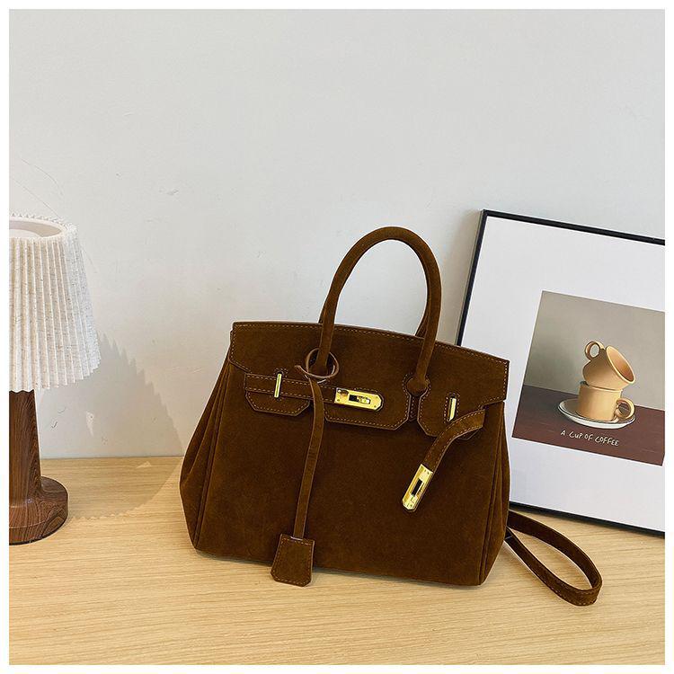 Geantă Crossbody Retro de Înaltă Calitate pentru Femei, cu Capacitate Mare - Geantă de Mână Casual la Modă pentru Toamna/Iarna 2024