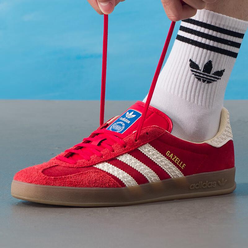 

Adidas IF1808 Unisex Low-Top Lifestyle Sneakers 37