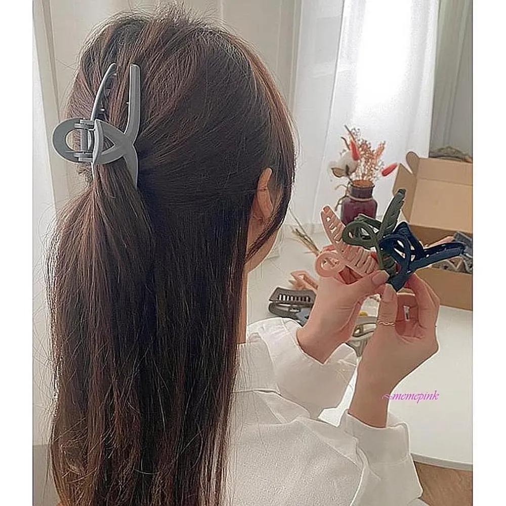 Matte hair clip, updo, half-up, long hair, hair clip, half packaging, large size hair clip, gift tuv702