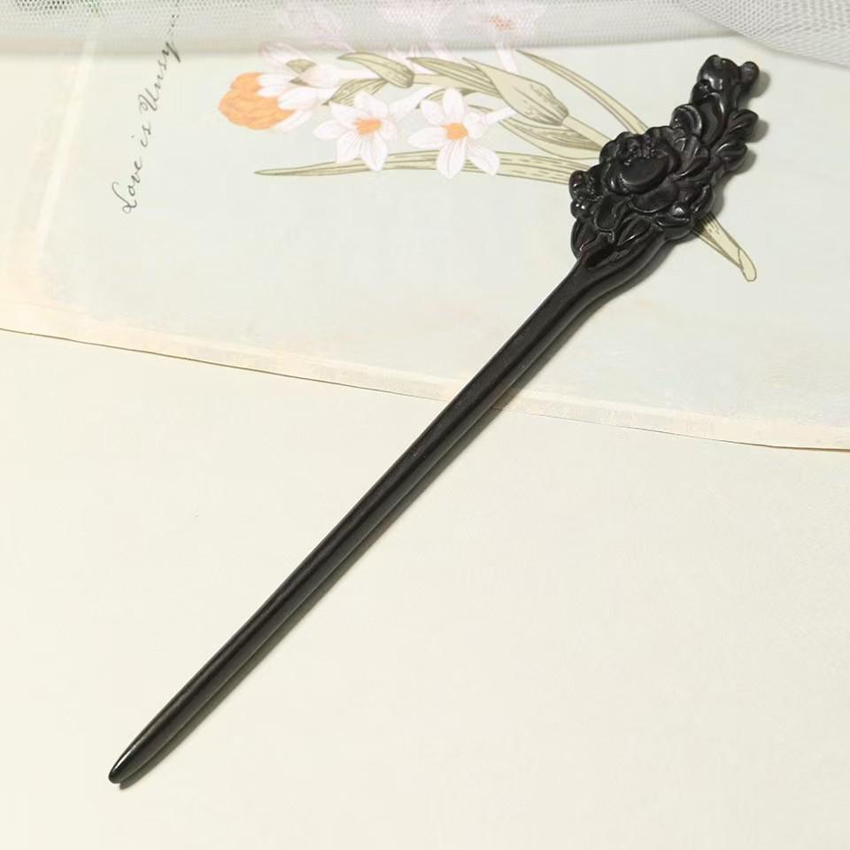 Retro Chinese Sandalwood Hairpin - Classic Carved Wooden Hair Accessory
