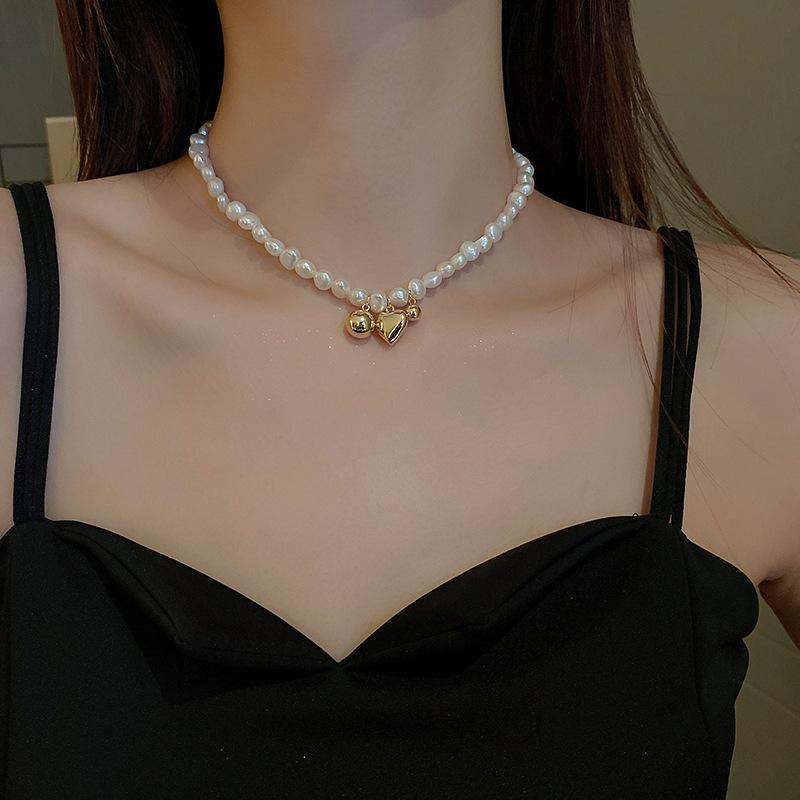 Freshwater Pearl Love Round Bead Necklace Design Sense Neck Chain Collarbone Chain Temperament Necklace Accessories
