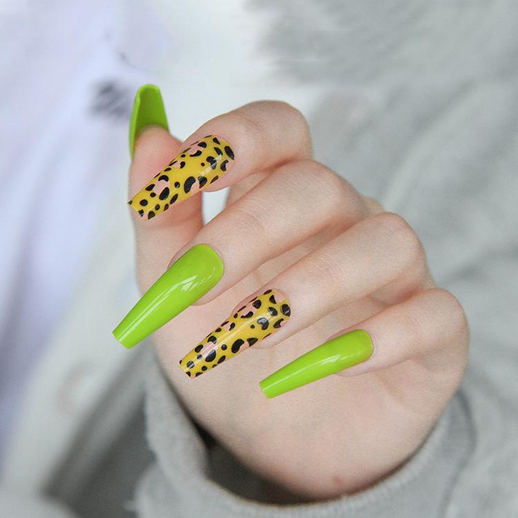 Artificial Nails Leopard Print Fluorescent Green Long Ballet Nails Fake Nail Patches Manicure Patches