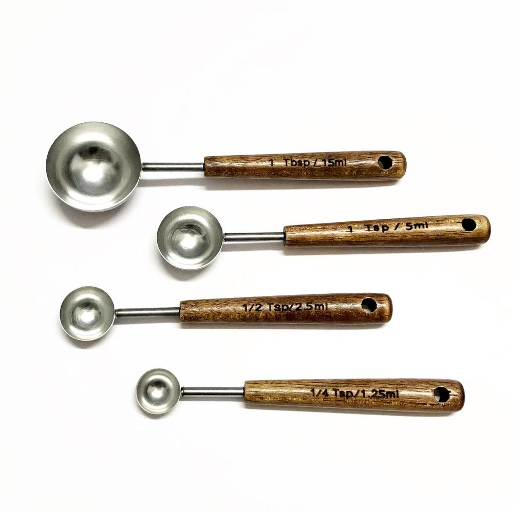 Multifunctional Oak-Handled Stainless Steel Measuring Spoon for Kitchen Baking