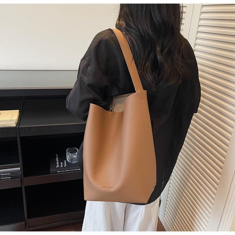 Lazy-looking Large Bag, Simple Shoulder Bag, Soft Leather Bucket Bag