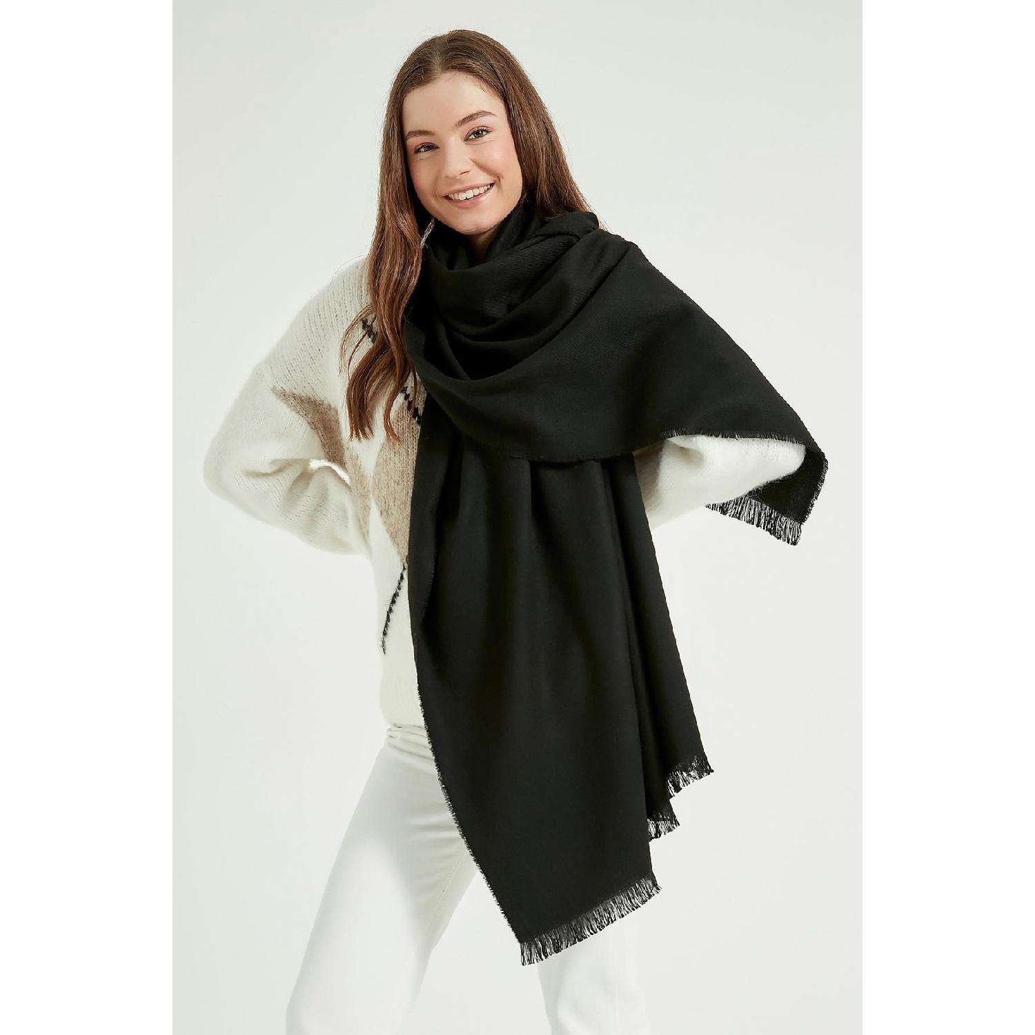 

13437 Black Thick Shoulder Shawl Scarf With Self-tassels