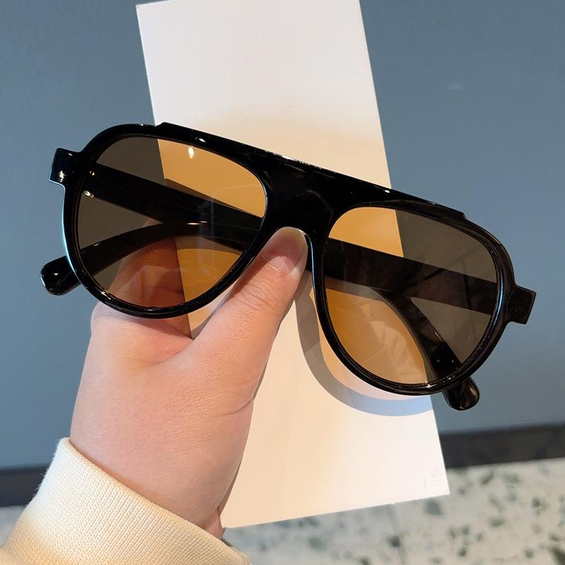 Fashion Pilot Shape Women Sun Glasses European American Stylish Sunglasses Woman Travelling Driving Men Sun Glass