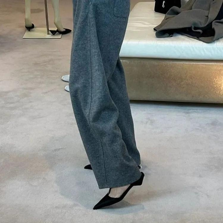 2025 New Women's Shoes Closed Toe Women's Sandals Summer Hollow Buckle Solid Outdoor Casual Beach Flat Large Size Sandals