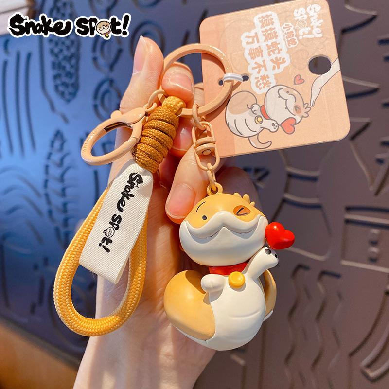 Jahr der Schlange Welpe Schlange Punkt Schlüsselanhänger Cartoon Strohhut Schlange Puppe Schultasche Anhänger Neujahrsgeschenk