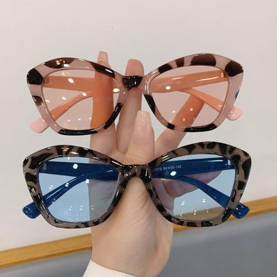 Óculos de sol retrô novos e modernos, cor de gelatina, pentagonais, irregulares, estilo olho de gato, óculos de sol personalizados para áreas externas, para mulheres e homens