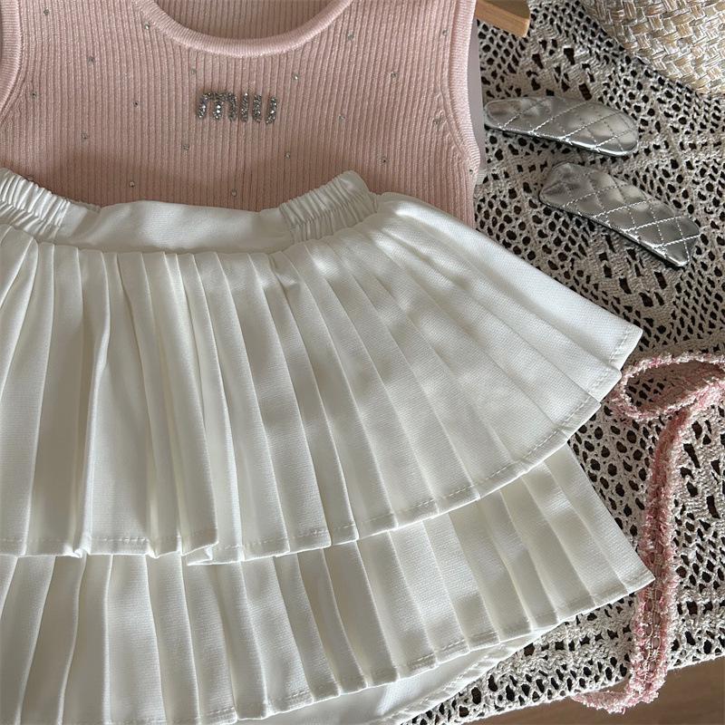 Korean-Style 2024 Summer Girls' Knit Vest & Pleated Skirt-Pants Set