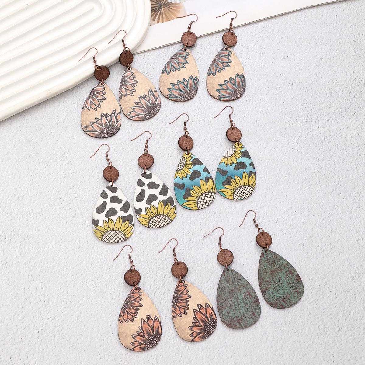 

Western Sunflower Cow Print Retro Wood Grain Lightweight Dangle Earrings