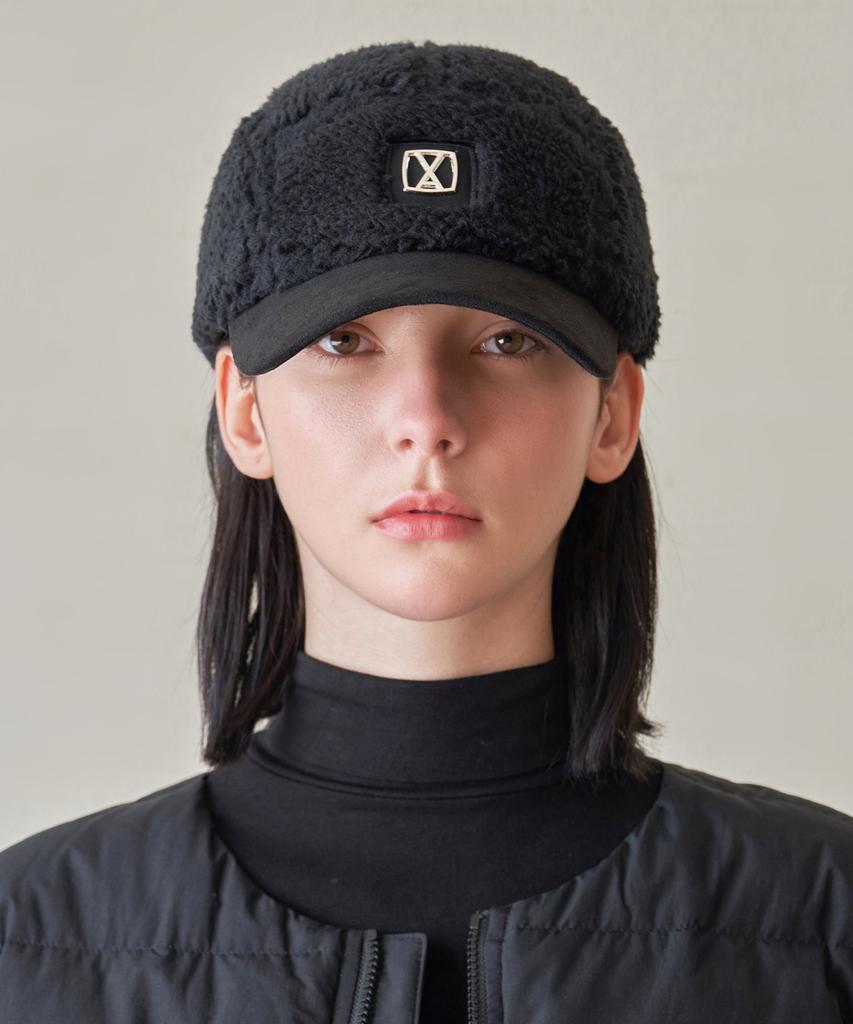 Bajal Va Square Studded Fleece Camp Cap Black