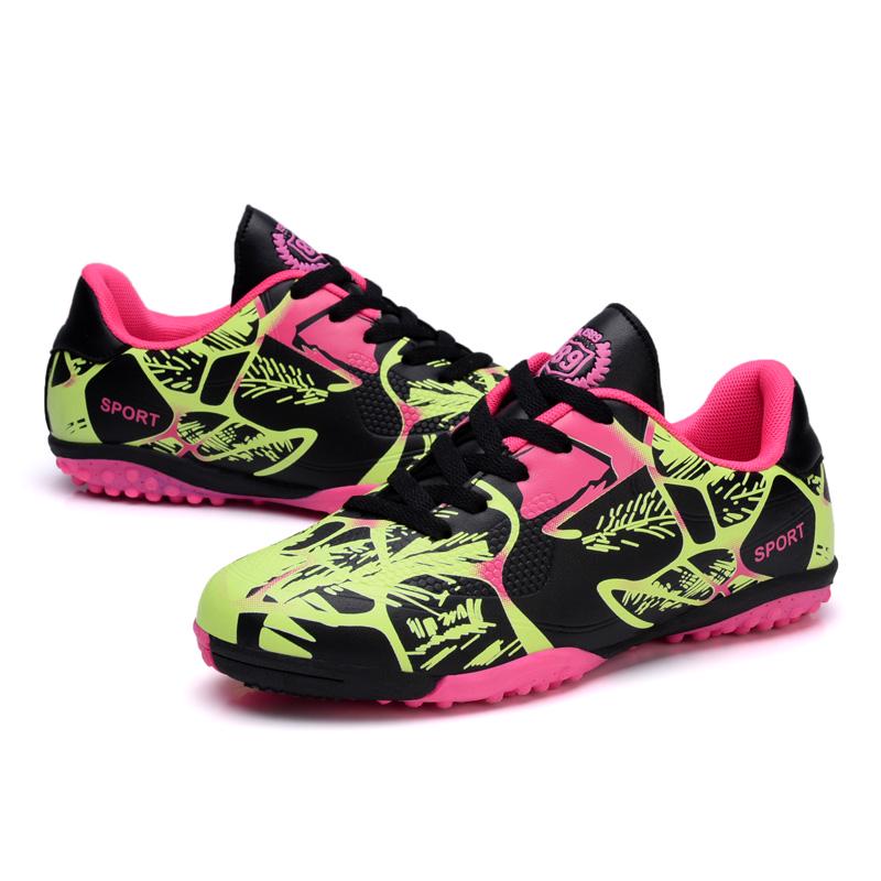New Special Special Children 'S Long Nails Broken Nails Ultralight Football Shoes Non -Slip Professional Training Boots