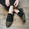 Spitze Freizeit-Lederschuhe setzen Füße Mode Slip-On Nachtclub Persönlichkeit Strass Herrenschuhe atmungsaktiv Einzelne Schuhe