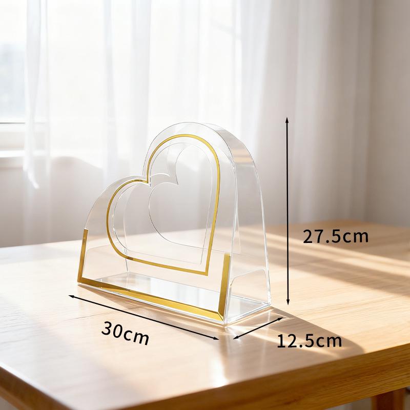 

Heart-Shaped Phnom Penh Acrylic Flower Box - Wedding & Bridesmaid Souvenir 30 x 12.5 x 27.5 cm прозорий