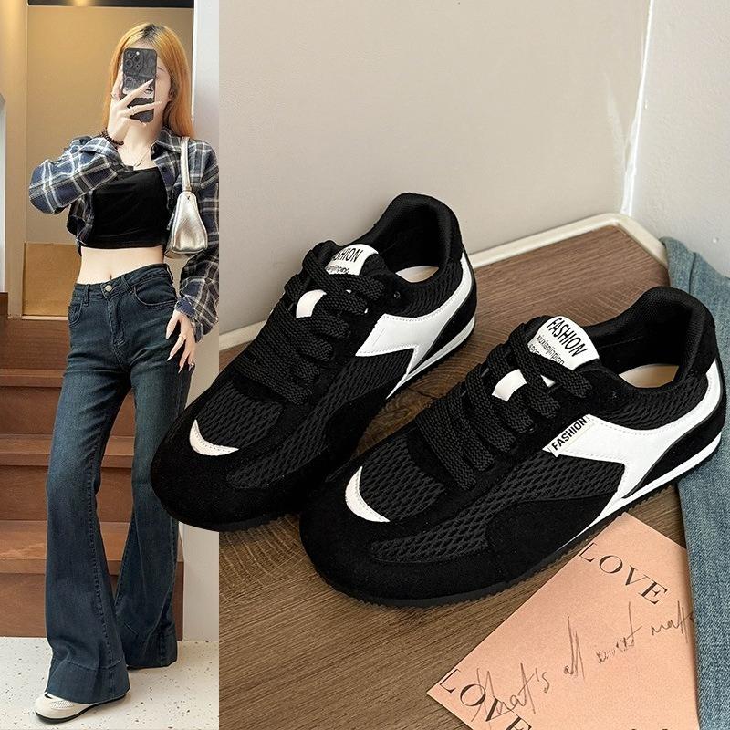 Vintage-style Women's New Hit Breathable Shoes, Versatile and Suitable for Both Casual and Sports Wear.
