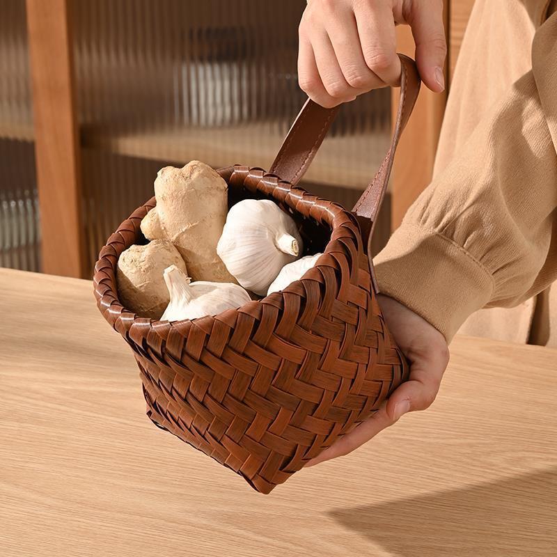 Wall Hanging Basket Boho Style Hand-Woven Hanging Storage Baskets Kitchen Ginger Garlic Scallion Egg Fruit Storage Box