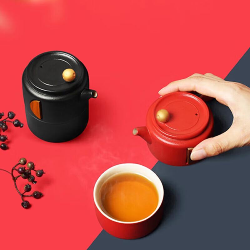 LOHAS POTTERY Ning Yue Portable Tea Set