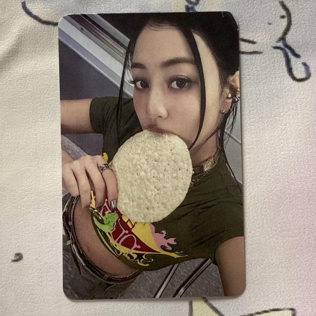 [USED] TWICE Jihyo THIS IS FOR 7/13 Sanok Trading Card