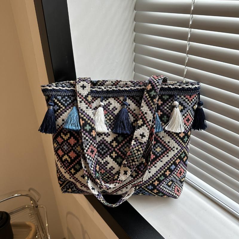 Ethnic-style Fashionable Fringed Large-capacity Women's Single-shoulder Crossbody Bag