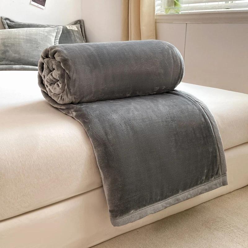 Beige Plush Fuzzy Fleece Throw Blanket Washed Soft Breathable Fluffy Warm Blankets for Couch Bed Living Room Use Home Decoration