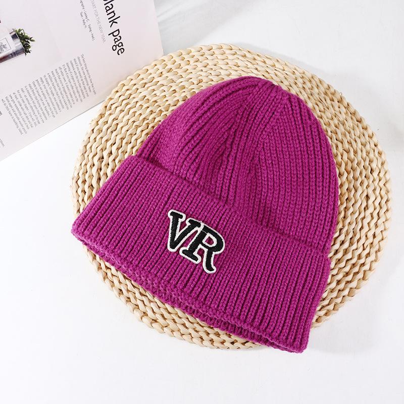 Letter Wool Hat Korean Version Versatile Knit Hat for Women Fashion Autumn and Winter Warm Face Showing Small Ear Protection Cold Hat Trendy