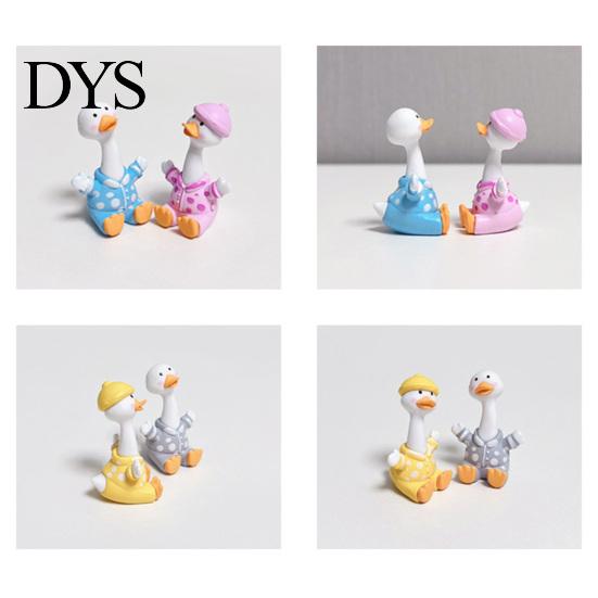 Small Animal Decoration 4Pcs Mini Cartoon Duck Figurines, Cute Polka-dot Pajamas Statues, Multi-functional Car Accessory Macaron Ornaments for Console